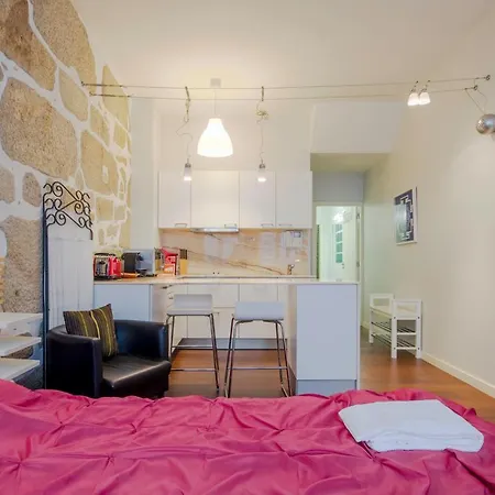 Ohh - Ganesha Studio- Center *