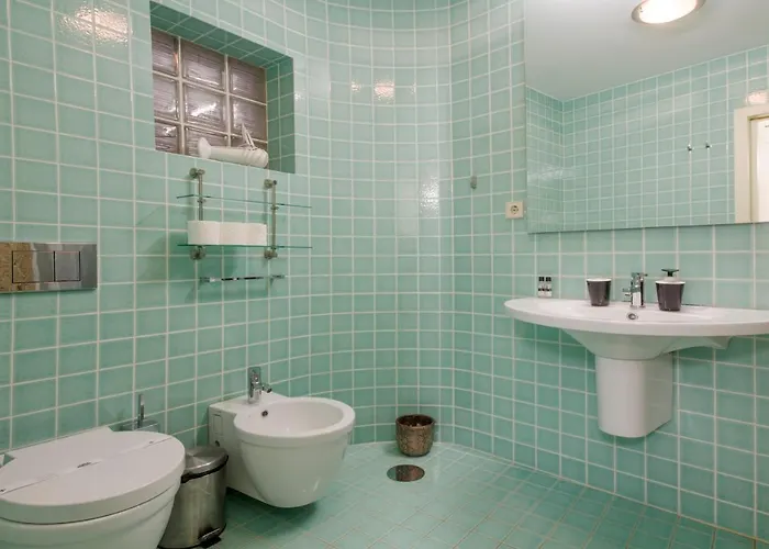 Ohh - Ganesha Studio- Center * Porto